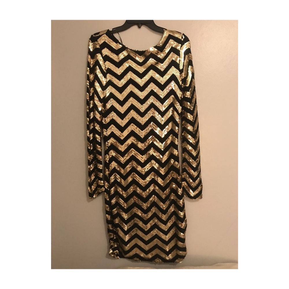 Roly Poly long sleeves bodycon sequined dress